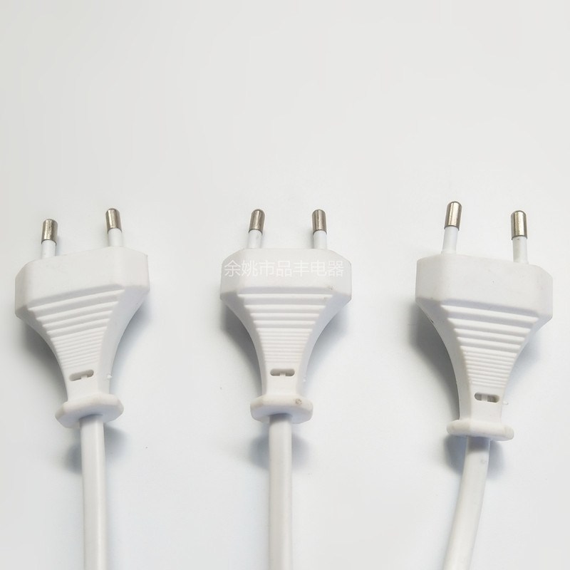 2芯0.75平方1.8米 欧洲插头带E14光身灯头 303开关