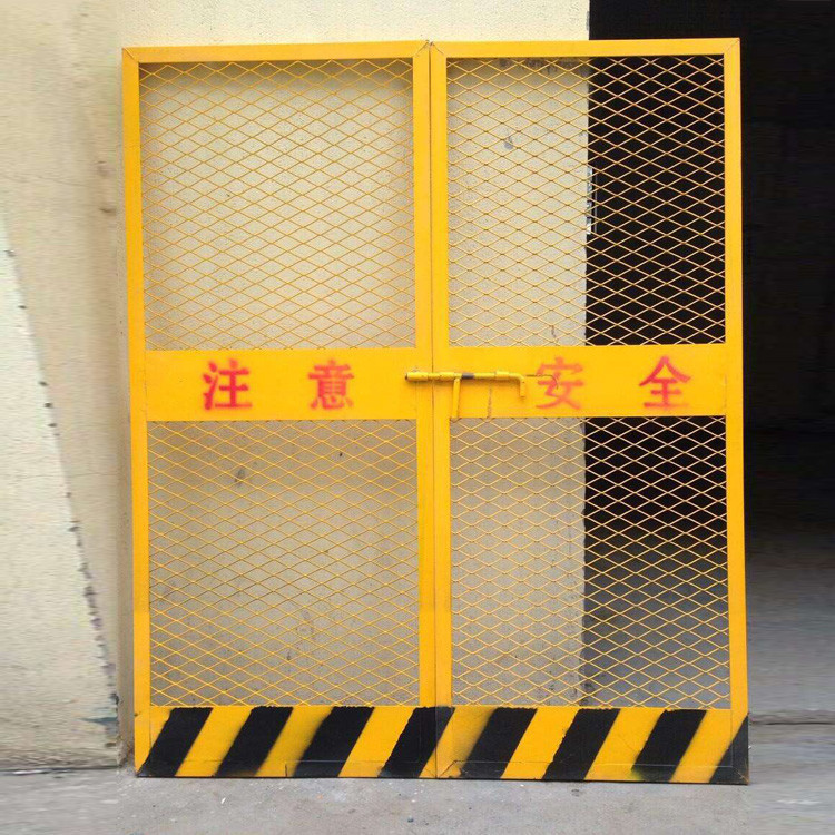 广东厂家现货批发电梯门 施工电梯防护门 电梯井防护门 量大优惠