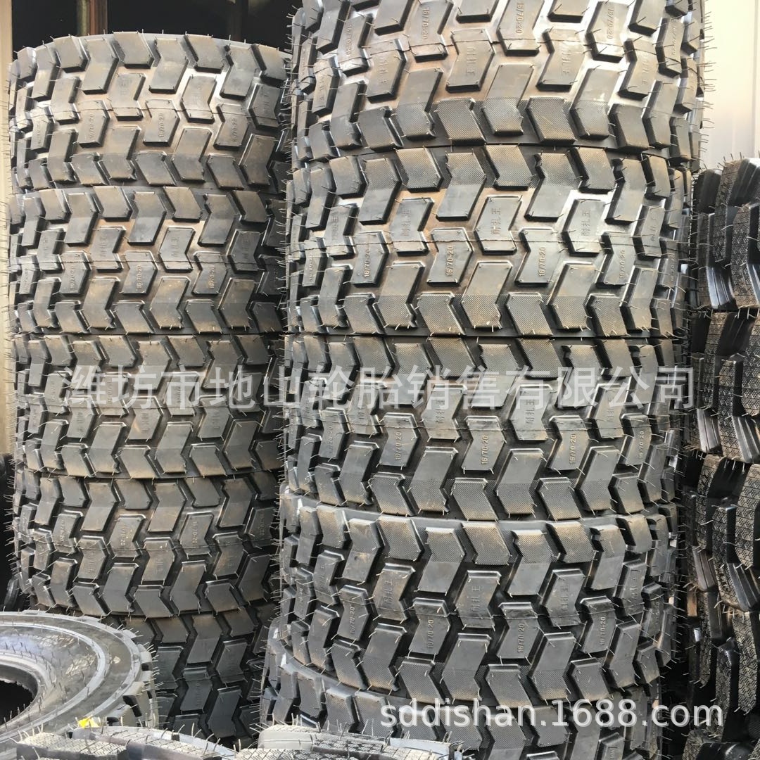 工厂供应16/70R20铲车轮胎钢丝胎 工程轮胎