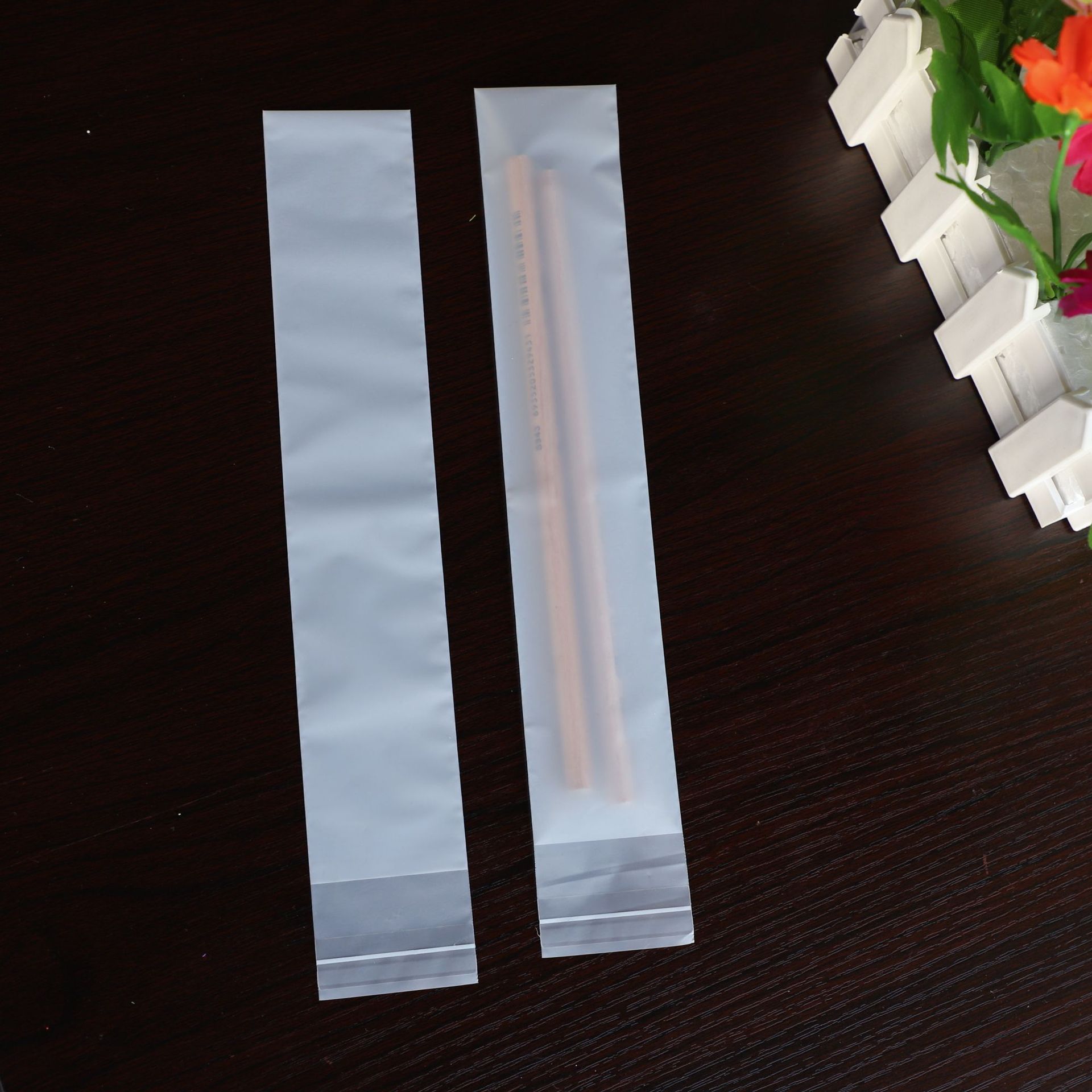 东莞现货当天发货4*21长条磨砂半透明酒店牙刷独立分装袋不干胶袋