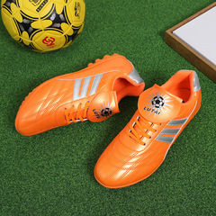 Lutai low-cut spiked football shoes, training shoes, super fiber material sports shoes, sturdy, wear-resistant and anti-falling, dedicated for competition