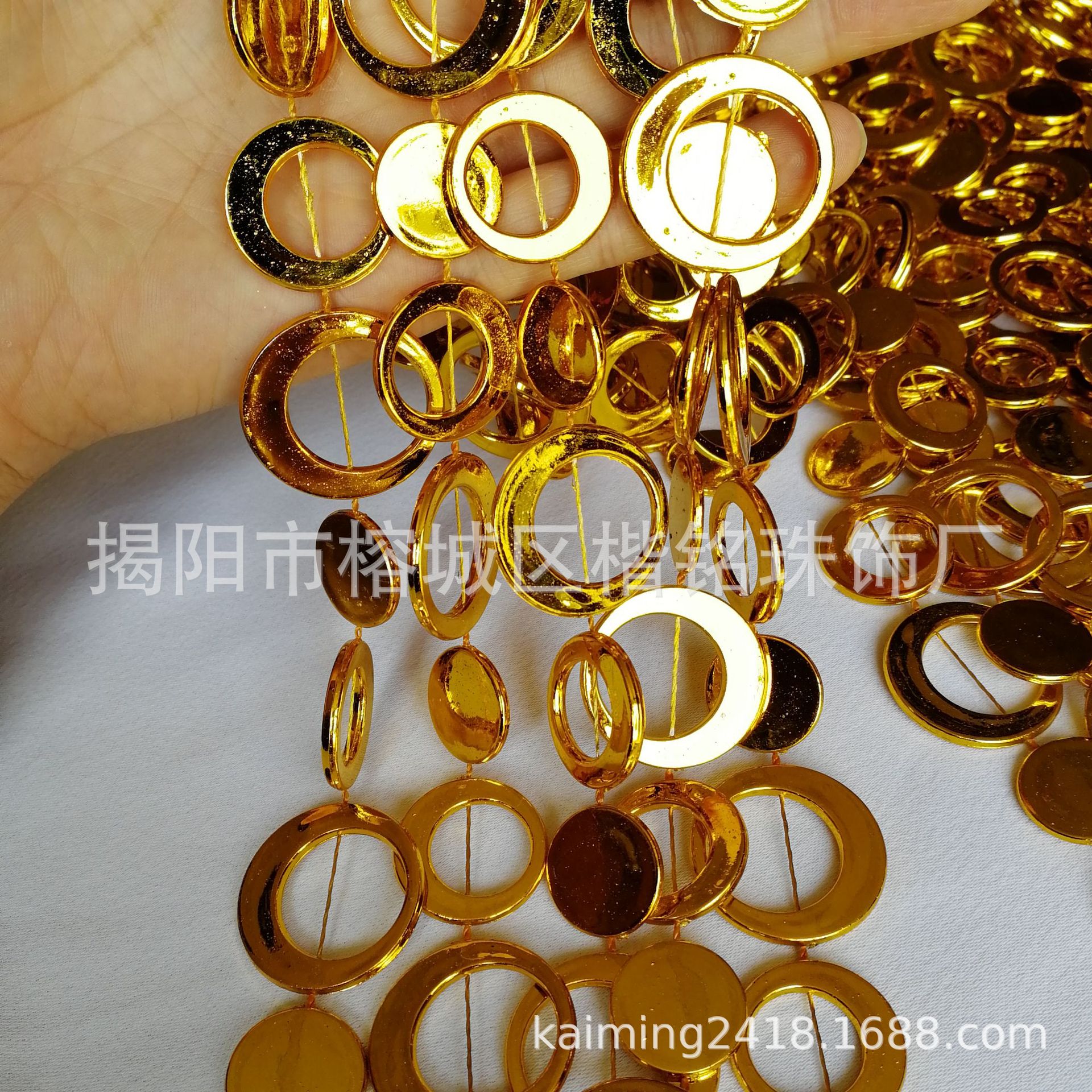 ����ֱ������ԲƬ���� ���챳������ ʥ�������� ���������