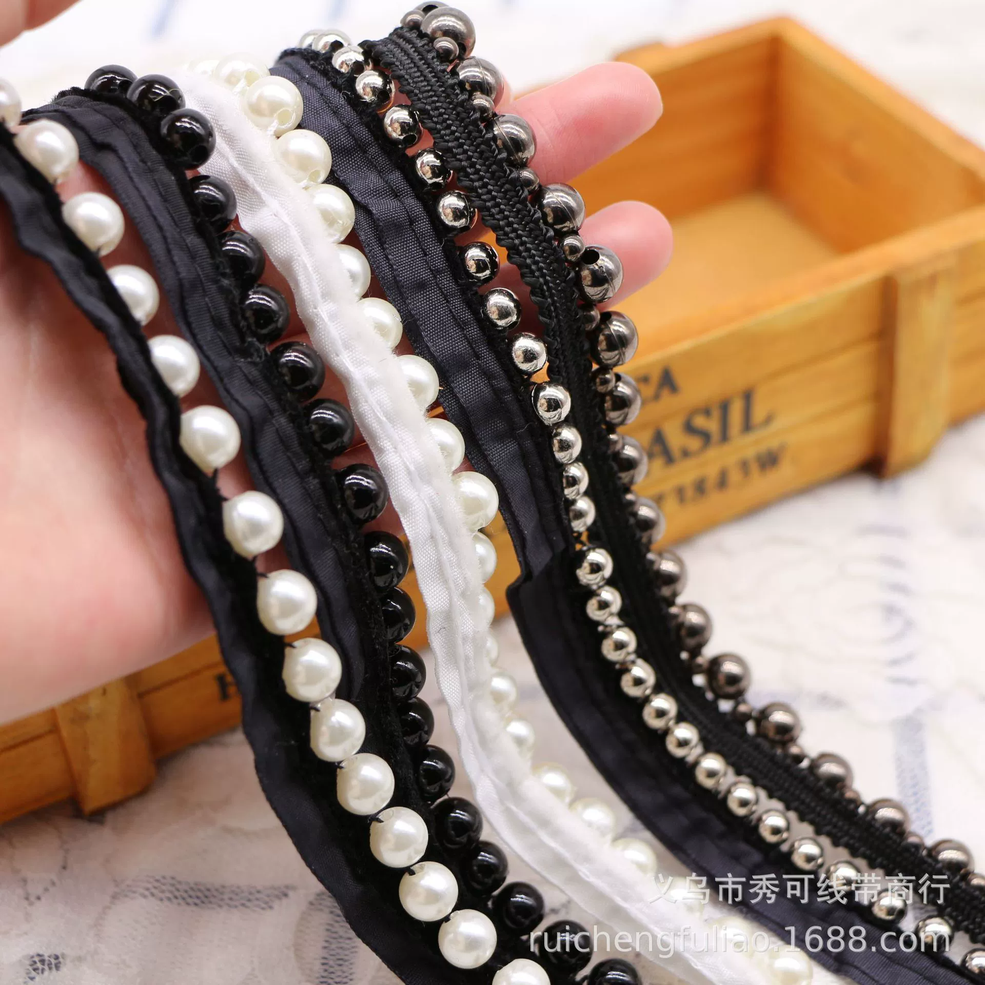 Ready handmade beaded lace, pearl ribbon, Hanfu Xiaoxiangfeng clothing placket decorative accessories diy material