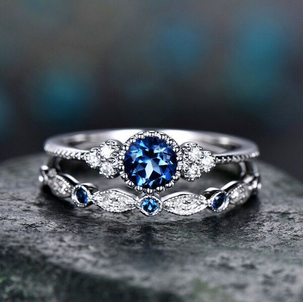 fashionable set with zircon