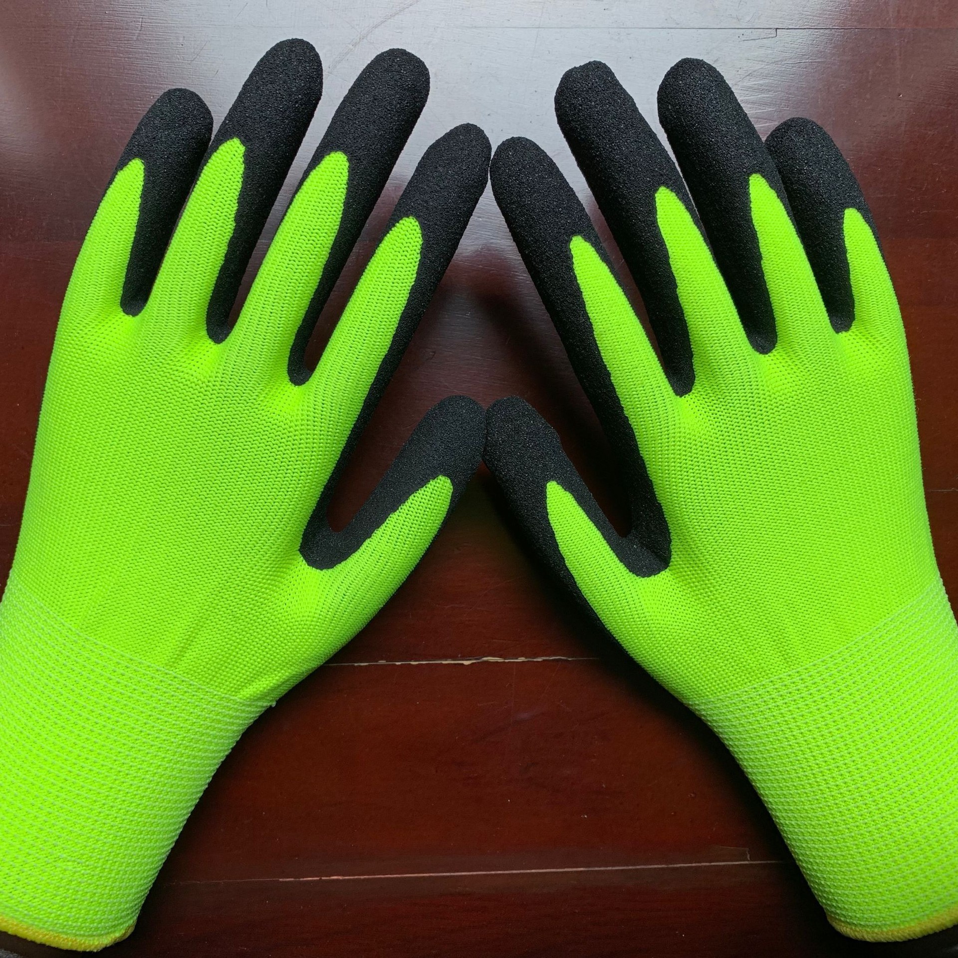 丁腈浸胶磨砂防滑 劳保手套 机械维修 物流搬运