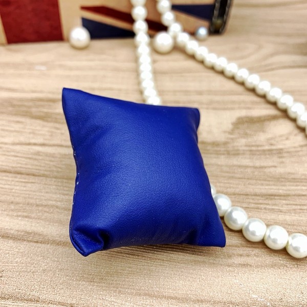 Manufacturer PU leather velvet watch box non -woven small pillow…