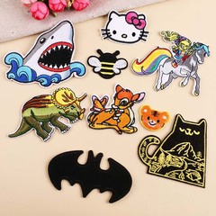 Embroidery patches for clothing, stylish cartoon anime bat logo, cool computerized embroidery, decorative patch, applique, fabric sticker