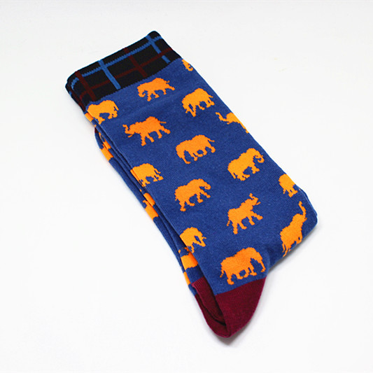 Calcetines de dibujos animados de moda para hombres calcetines de hombre transfronterizos calcetines de hombre de media pantorrilla personalidad de múltiples patrones de mujer de comercio exterior calcetines de hombre de moda calcetines de algodón al por mayor