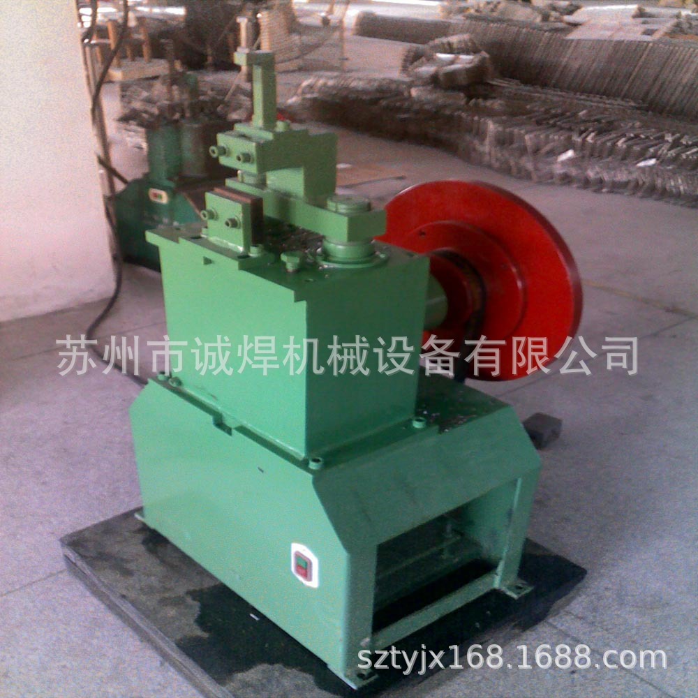 ������ֱ�������ݳϺ��߲���ƬҺѹ�ޱ߻����ִ�����Ƭ�ޱ߻�