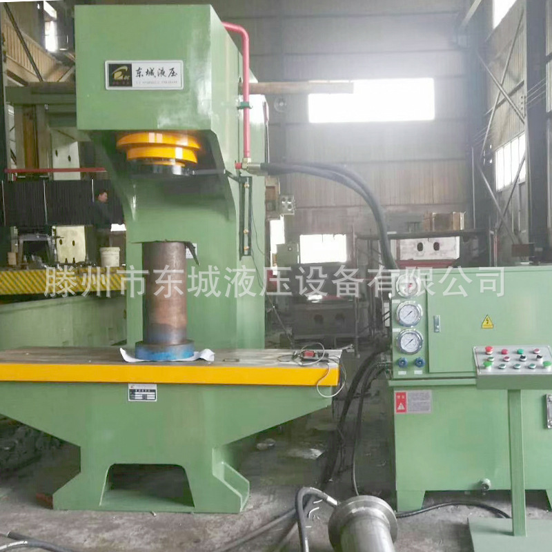 Customized lengthened Workbench 200 T single-arm hydraulic press straightening cutting 315 t single-arm hydraulic press