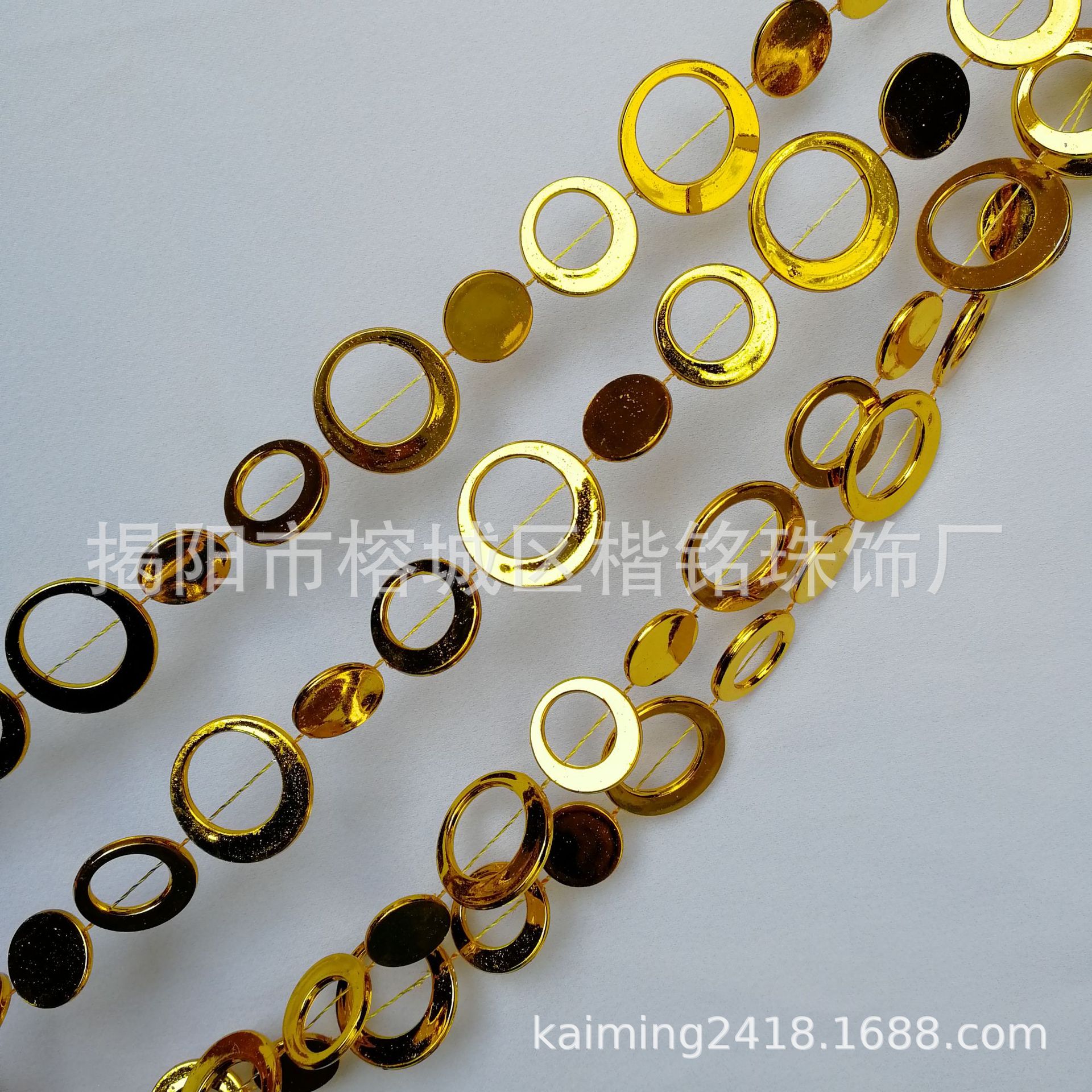 ����ֱ������ԲƬ���� ���챳������ ʥ�������� ���������