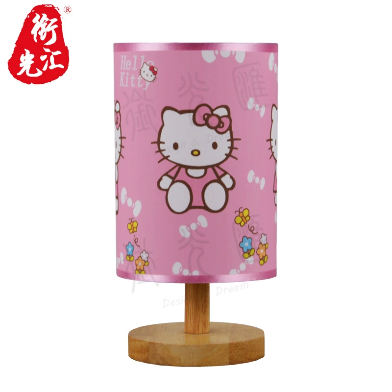Table Lamp (Gubat) — Handmade Embossed Dried Flower Shade, USB/Plug, Warm Light