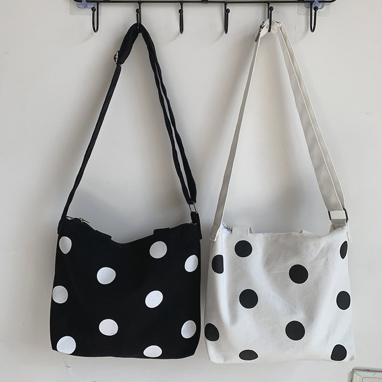 Bolsa de lona ins super popular estilo coreano bolso perezoso estilo pequeño bolso femenino Polka Dot bolsa de lona bolso crossbody de hombro femenino