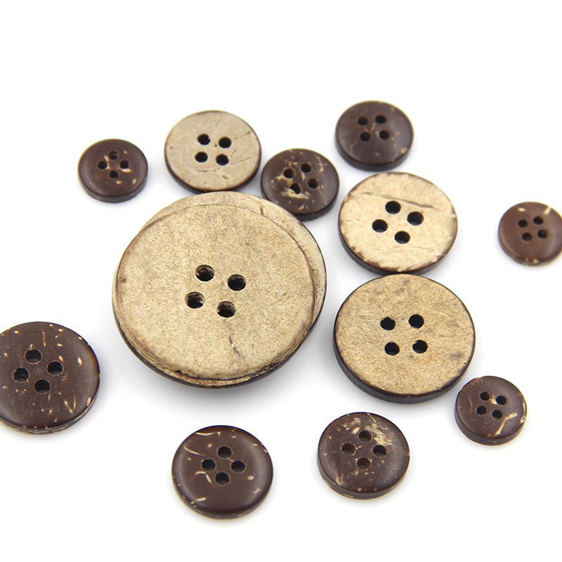 Spot Wholesale Round Natural Coconut Shell Coconut Four-eye Buttons Children's Cardigan Shirt Coat Buttons