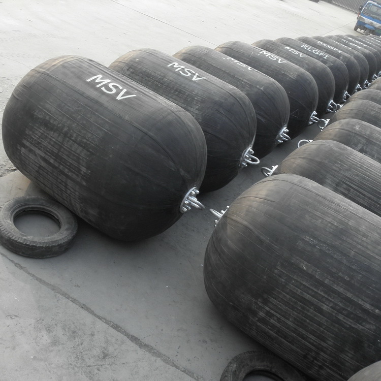 青岛港口用船用橡胶充气靠球 1.5*2.5米船用防撞球挡泥板