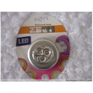 Luz táctil redonda creativa 3LED4 Luz de prensa coche Pat luz de la noche del coche pasta de luz 4 soporte de la lámpara de lectura