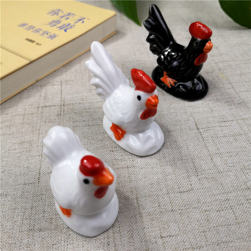 Creative Japanese-style ceramic rooster chopstick holder home dining table personalized ornaments cute chicken chopstick holder chopsticks pillow pen holder
