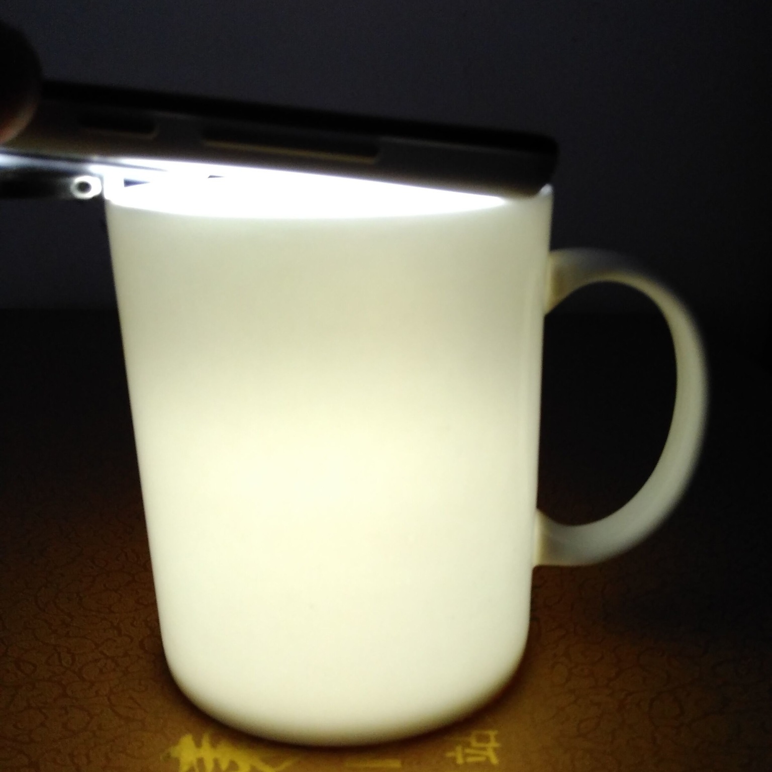 Bone China Ceramic Cup with Custom Patterns, 301-400ml, 45% Bone Powder Content, Gift-ready