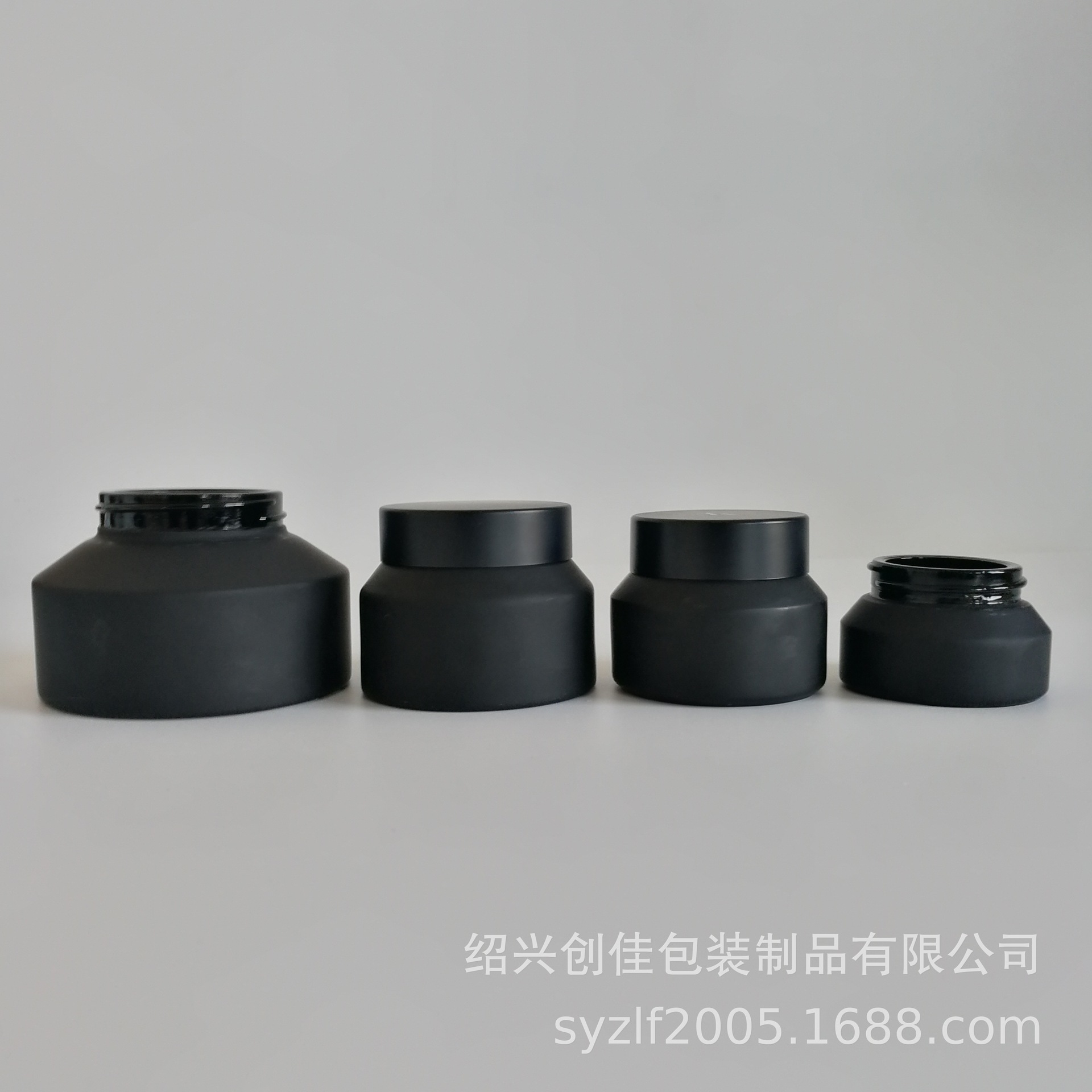 现货玻璃瓶15g30g斜肩蒙砂黑色膏霜瓶50g100g面霜瓶面膜瓶