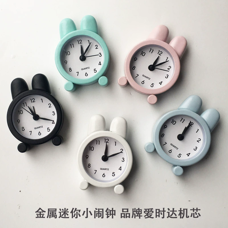 Оптовые поставки от производителя: креативные металлические миниатюрные будильники, модель Aishida, с механизмом в виде маленького кролика, в корейском стиле.