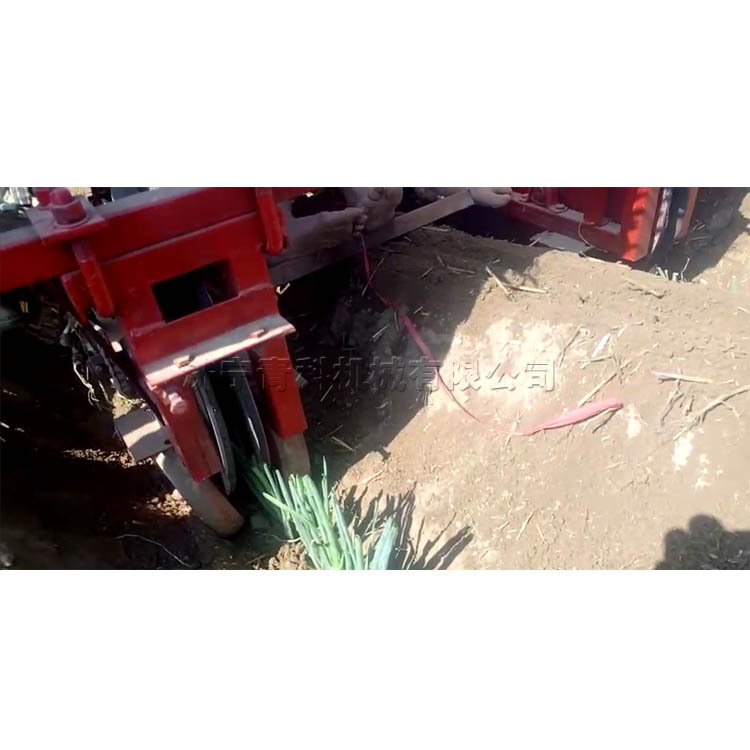 拖挂式葱苗移栽机 小型后置式秧苗栽种机 辣椒苗大葱苗种植机