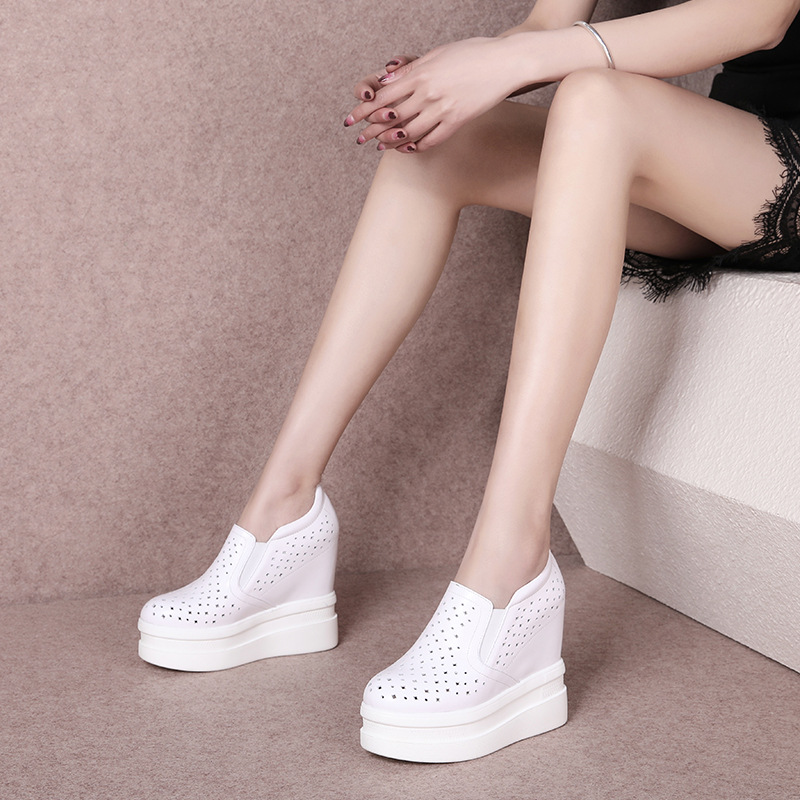 Giày thể thao nữ đế xuồng tăng chiều cao gót 12 cm — Màu đen