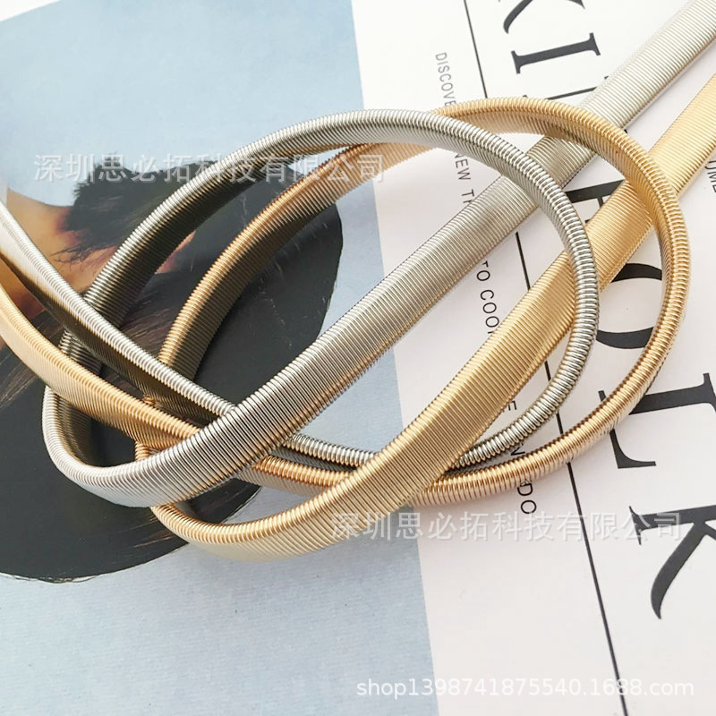 Cinturón fino elástico falda de mujer Vestido de decoración de cadena de cintura elástica dorada simple falda de cintura metálica de todo fósforo