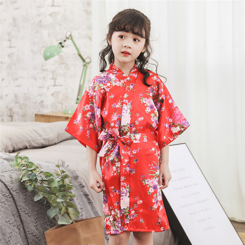 Nuevo verano rebeca de niña de seda de imitación niña pequeña albornoz floral bebé kimono camisón comercio exterior