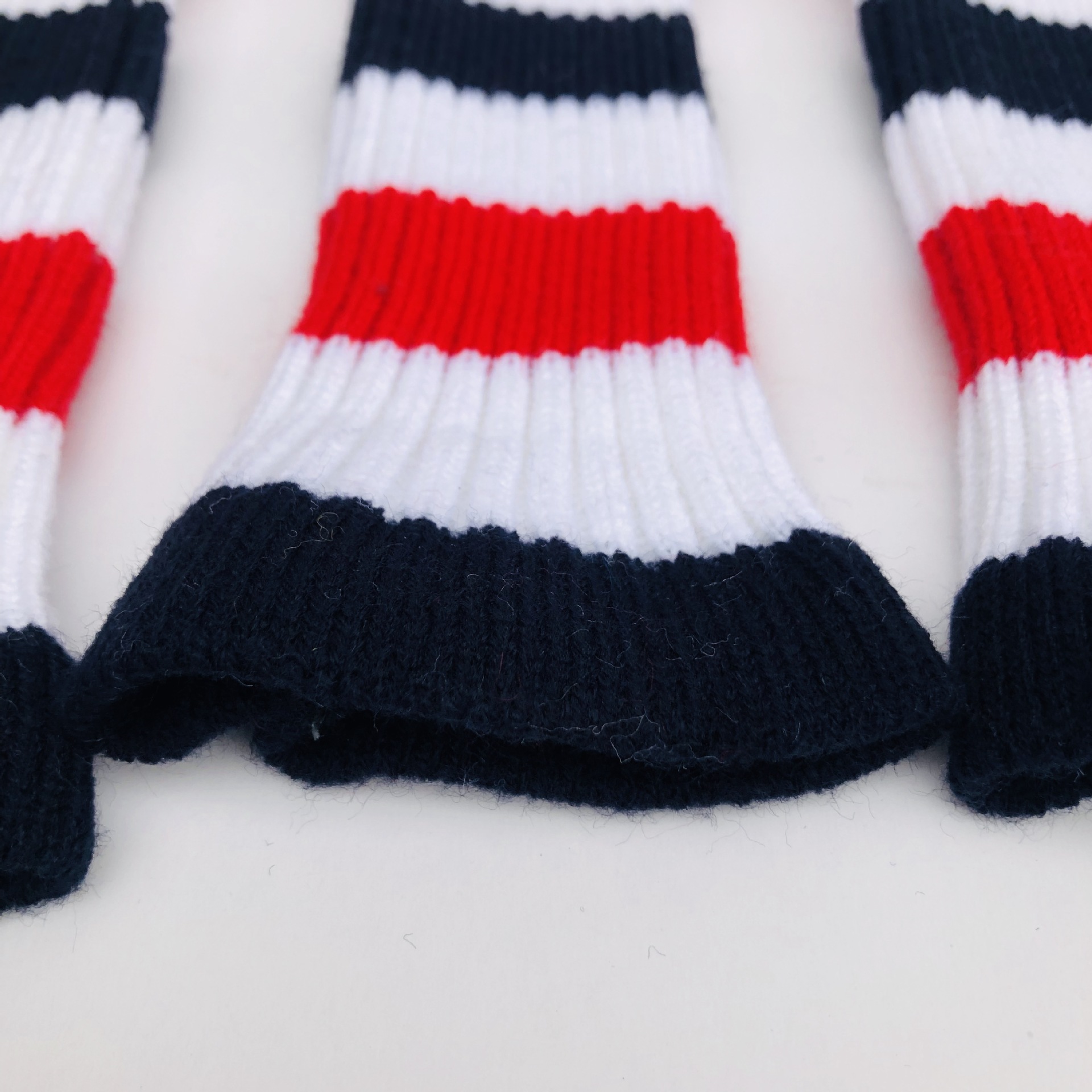 Transfronterizo Amazon Venta caliente Club de Golf conjunto de lana de punto de tres piezas Conjunto Fuente de fábrica al por mayor entrega de una sola pieza