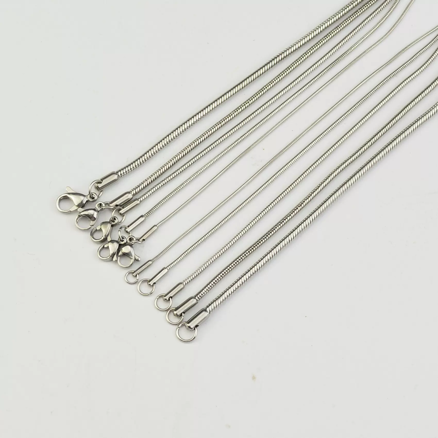 厂家批发钛钢蛇骨链 不锈钢饰品 配链 锁骨链男女 圆蛇项链