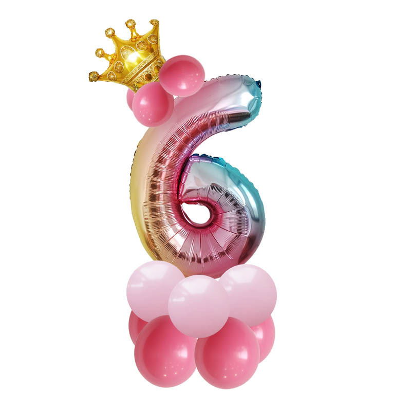 Globo de aluminio de número degradado de 32" con corona para cumpleaños