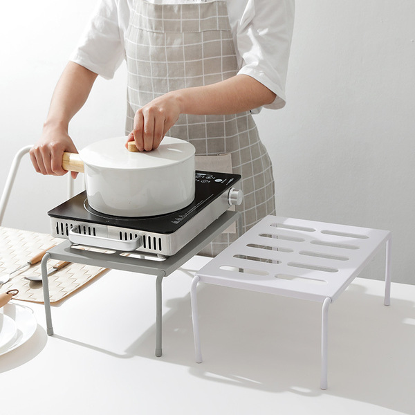 Set the kitchen