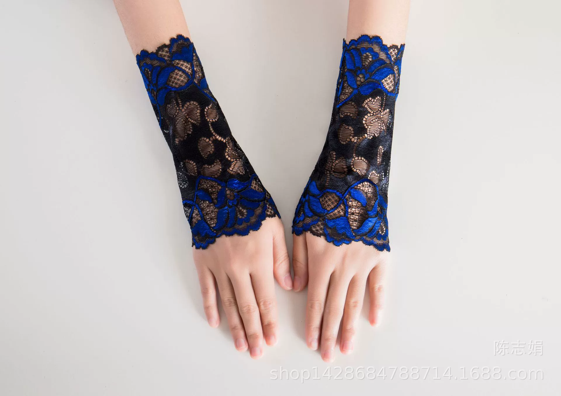 Summer travel fingerless gloves, lightweight lace, one size (multi-color)