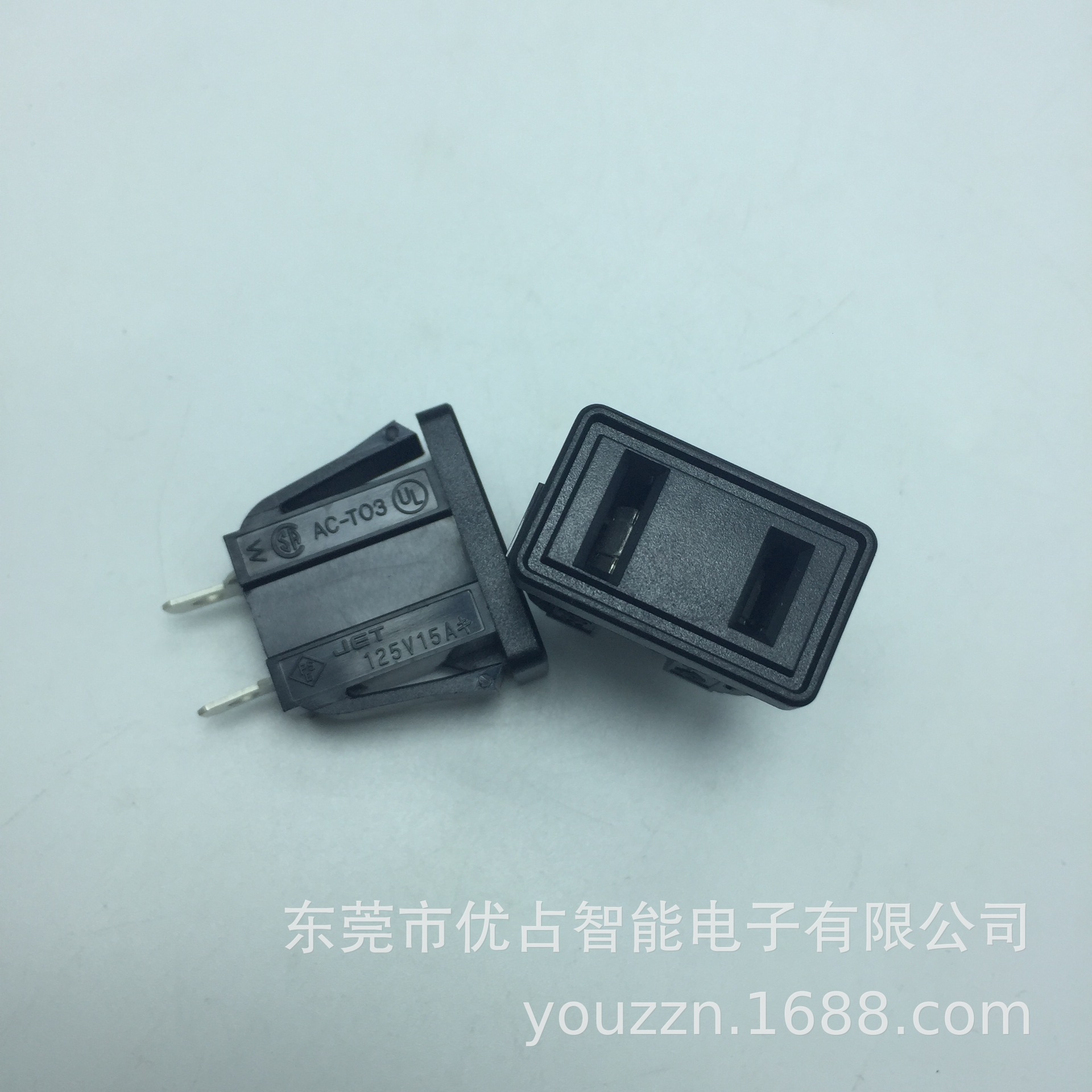 日本插座 PSE认证 15A 日本两孔插座EDK 日本两孔极性插座