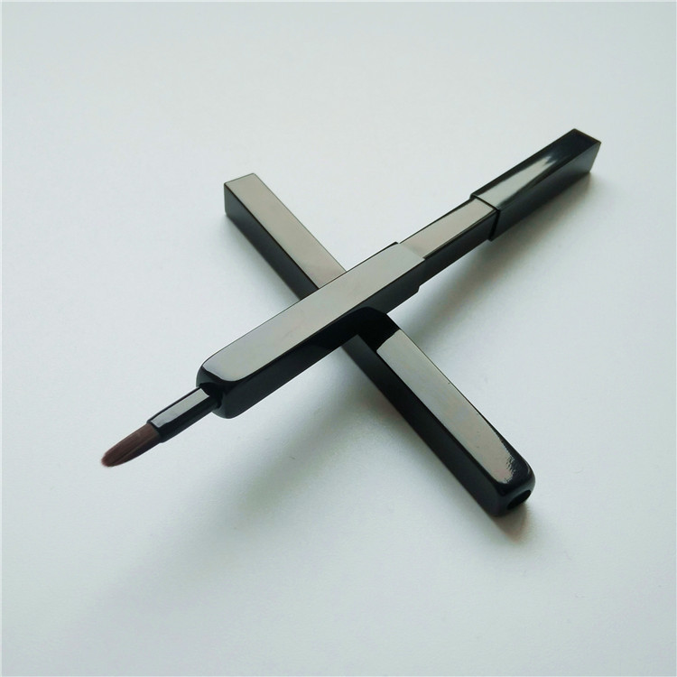 Cepillo de labios retráctil con tapa corrector cepillo de maquillaje cepillo de lápiz labial Cangzhou Factory cepillo de labios herramienta de maquillaje pequeña