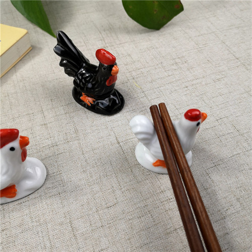 Creative Japanese-style ceramic rooster chopstick holder home dining table personalized ornaments cute chicken chopstick holder chopsticks pillow pen holder