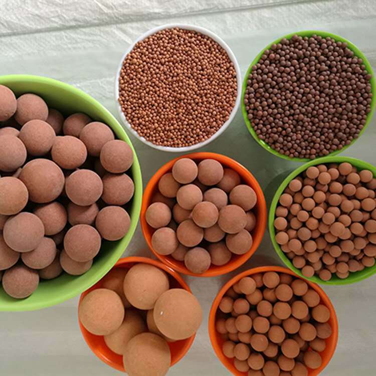 厂家供应陶瓷球花洒填充麦饭石球 麦饭石颗粒 麦饭石粉