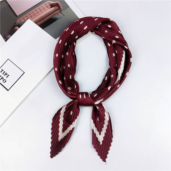 9 wrinkled polka dot red
