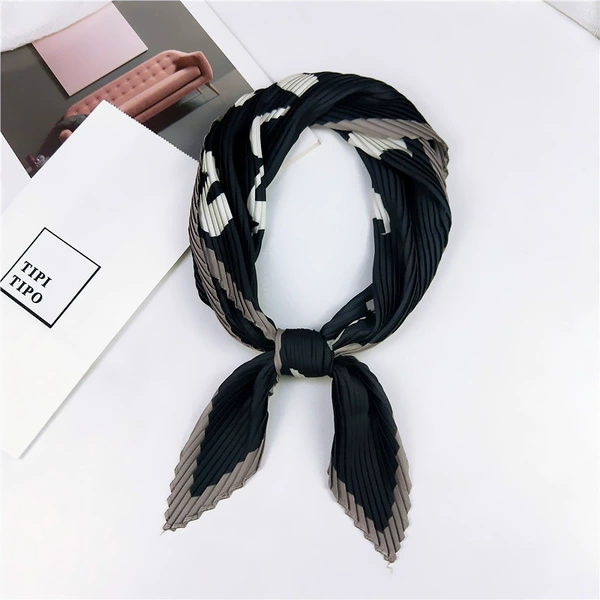 22 wrinkle LOVE black