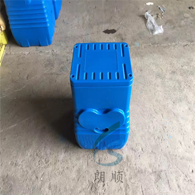 滚塑加工各类设备异形外壳 异形容器来样滚塑 大型滚塑|ru