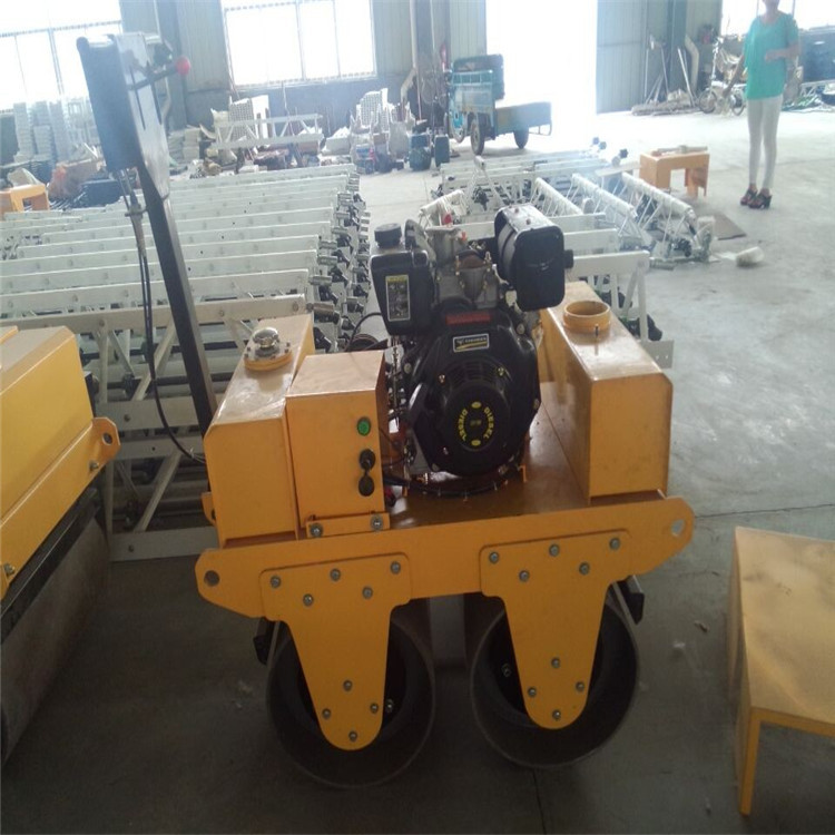 供应双钢轮手扶式震动压路机 压道机 压实机 源厂直供经久耐用