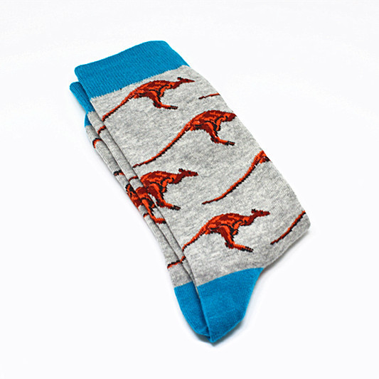 Calcetines de dibujos animados de moda para hombres calcetines de hombre transfronterizos calcetines de hombre de media pantorrilla personalidad de múltiples patrones de mujer de comercio exterior calcetines de hombre de moda calcetines de algodón al por mayor