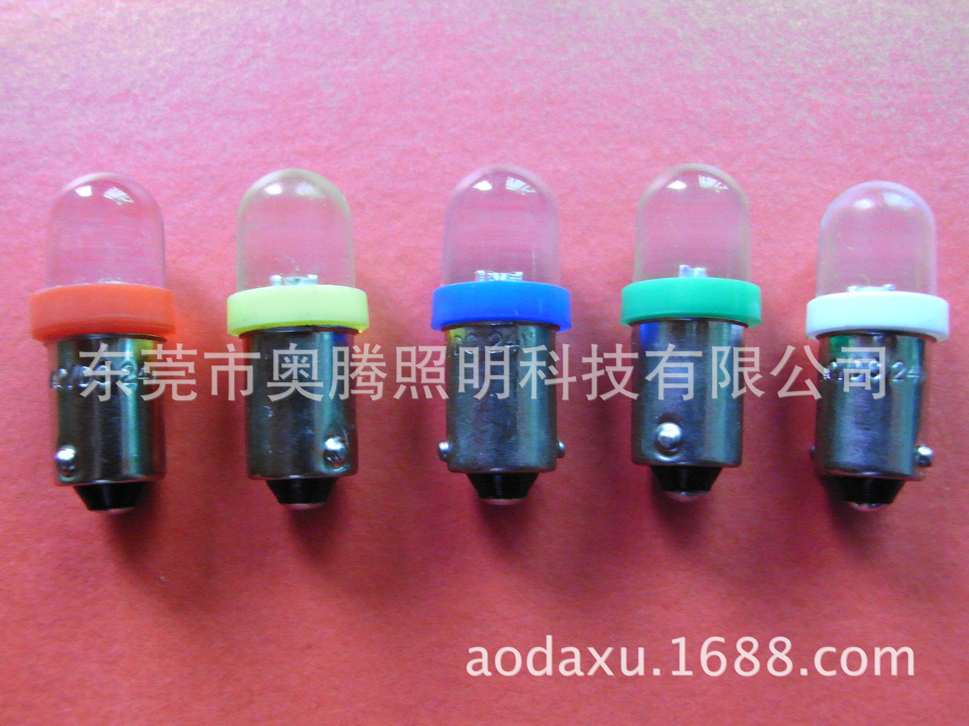 供应散光LED灯泡,E10灯脚LED灯泡,05WLED灯泡微型显示灯迷你