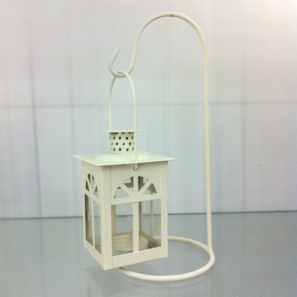 8134 European style church iron candlestick
