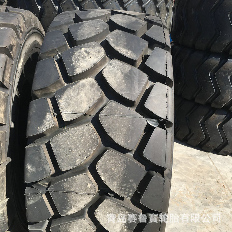 20.5R25 矿山矿井石场 全钢丝子午线轮胎 装载机
