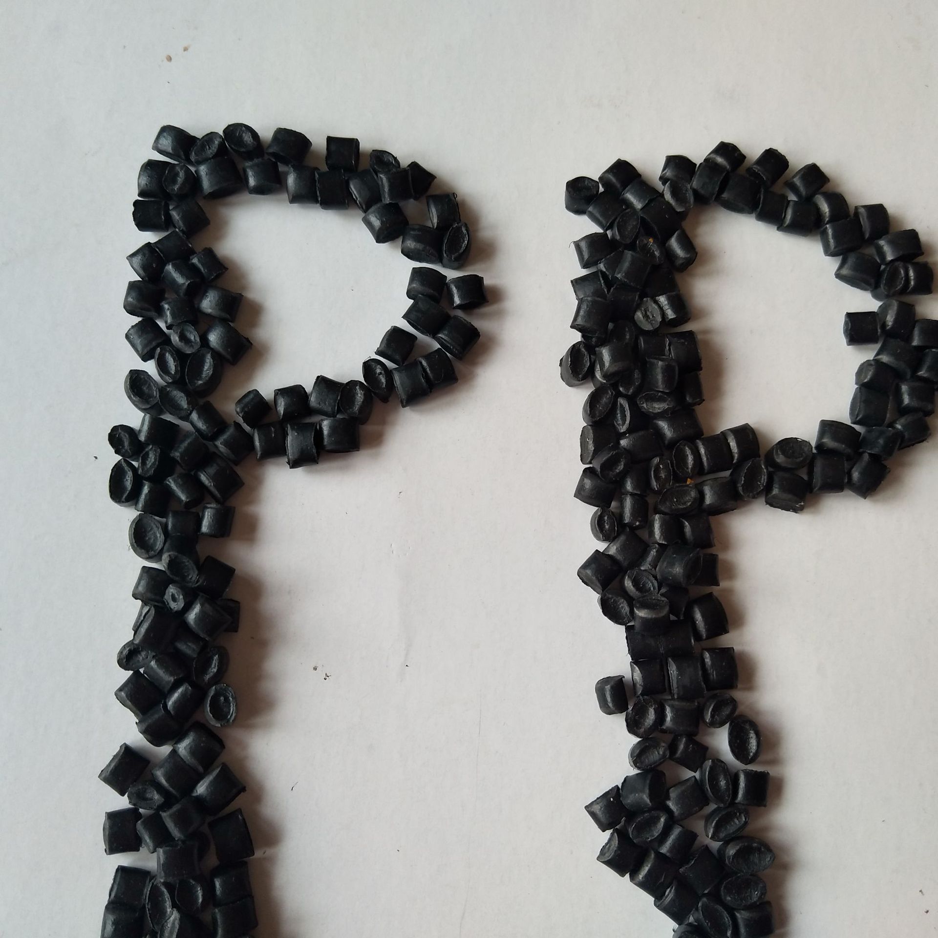 批发塑料颗粒光亮黑色PP塑料颗粒化粪池检查井雨水收集器注塑颗粒