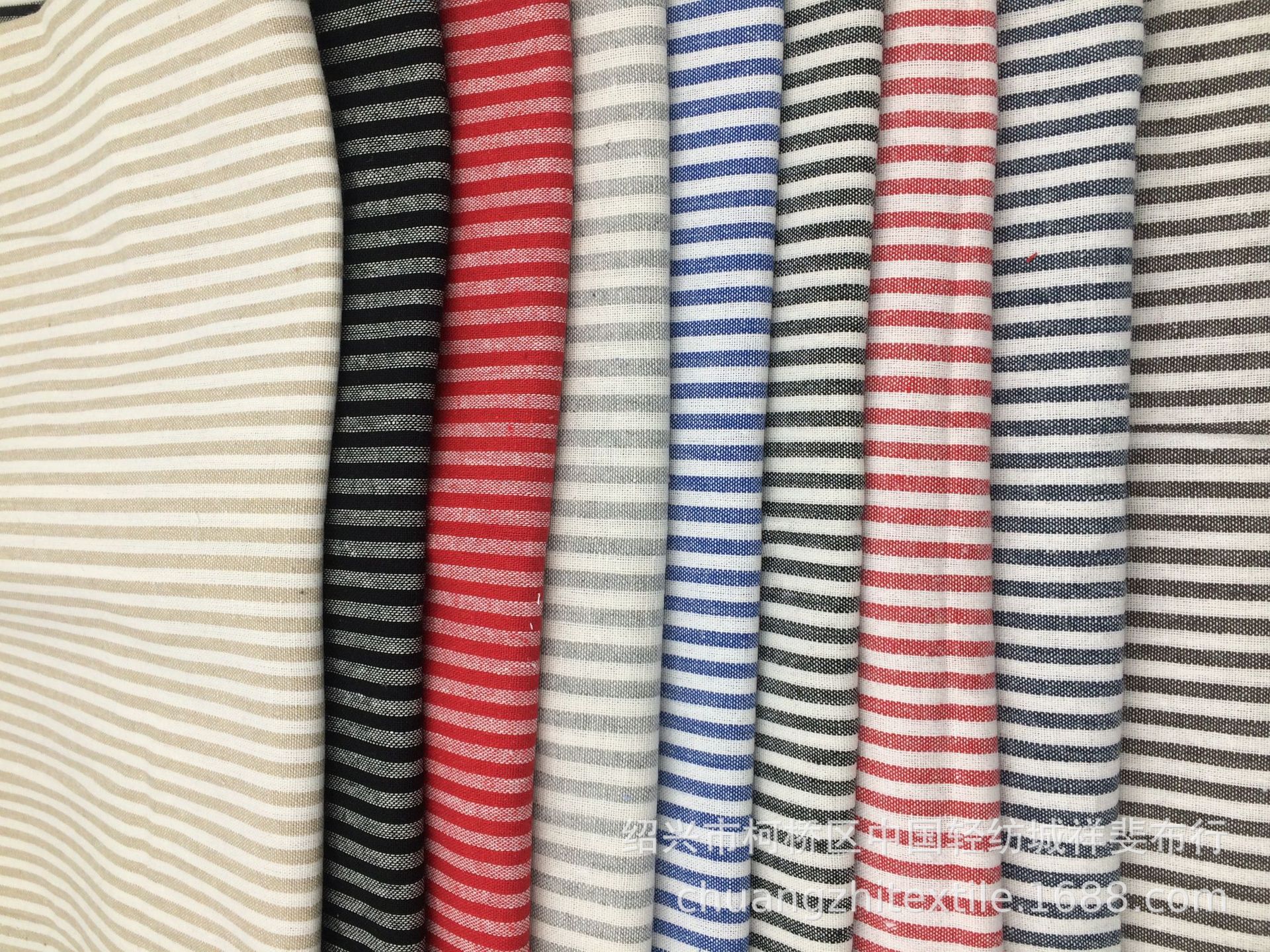 现货供应14色涤棉色织条纹桌布衬衫面料淘现货南通先染布织布厂