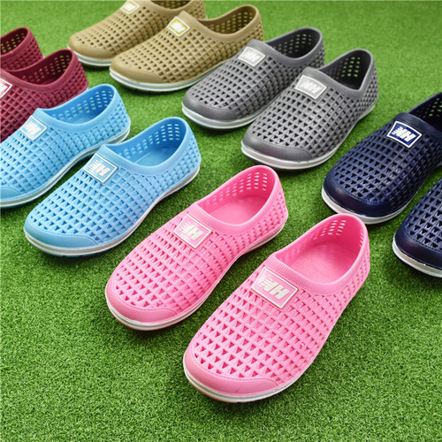Men's bag head hole shoes couple 2020 summer new anti-slip beach shoes outdoor wear Korean version of the drifting sandals women