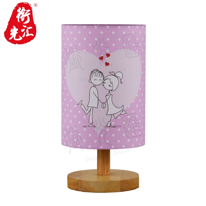 Table Lamp (Gubat) — Handmade Embossed Dried Flower Shade, USB/Plug, Warm Light