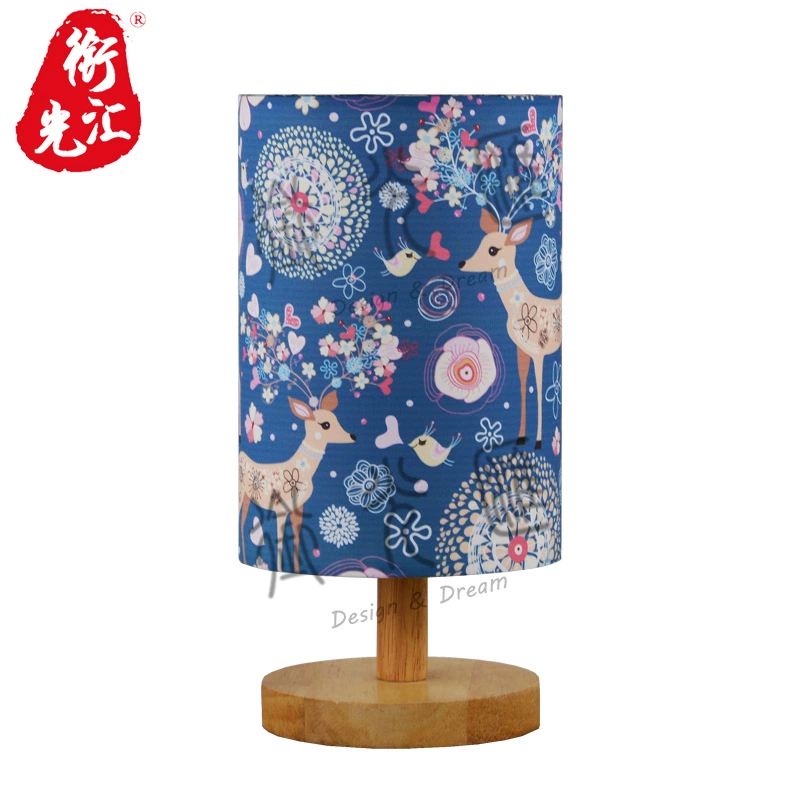Table Lamp (Gubat) — Handmade Embossed Dried Flower Shade, USB/Plug, Warm Light